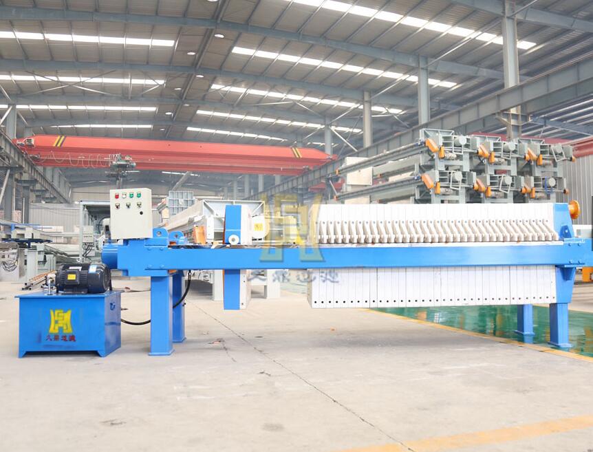 隔膜壓濾機液壓油的壓力主要用作傳遞內部壓力的載體