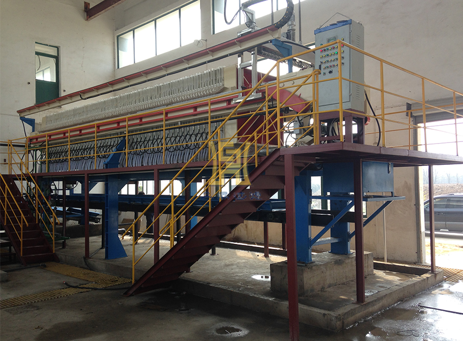 污泥壓濾機(jī)出料渾濁是怎么回事？